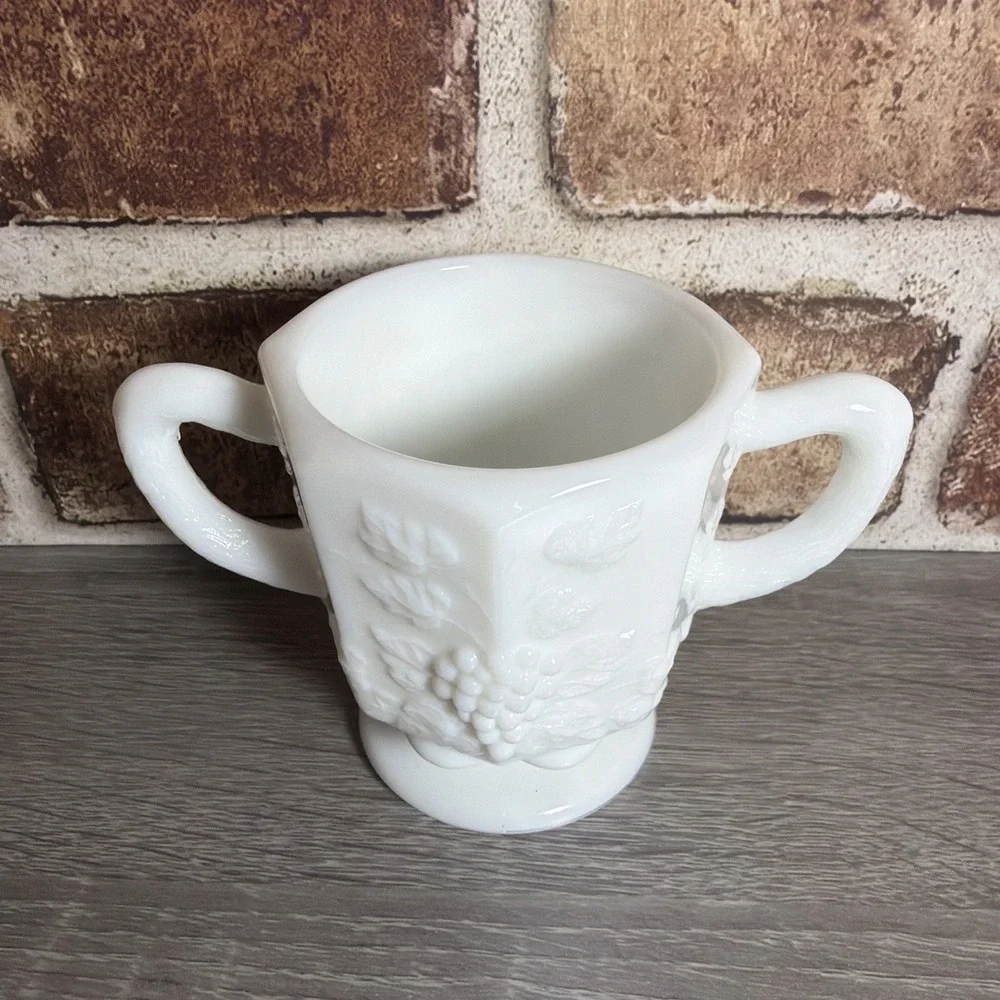 Vtg Westmoreland Milk Glass Paneled Grape Sugar Bowl